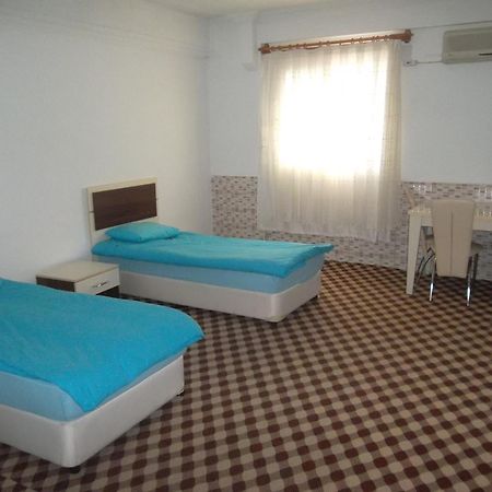 Konak Hotel Mut Exterior foto