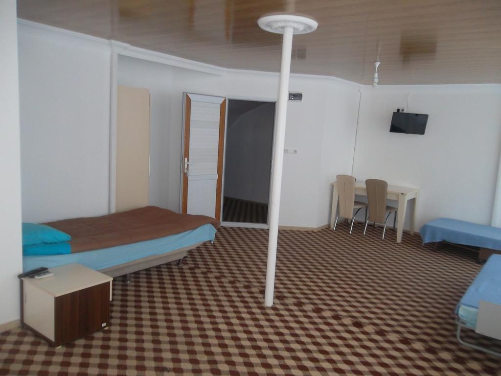 Konak Hotel Mut Habitación foto